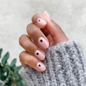 dotty nail art